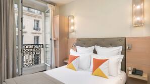 Minibar, coffre-forts dans les chambres, bureau, chambres insonorisées