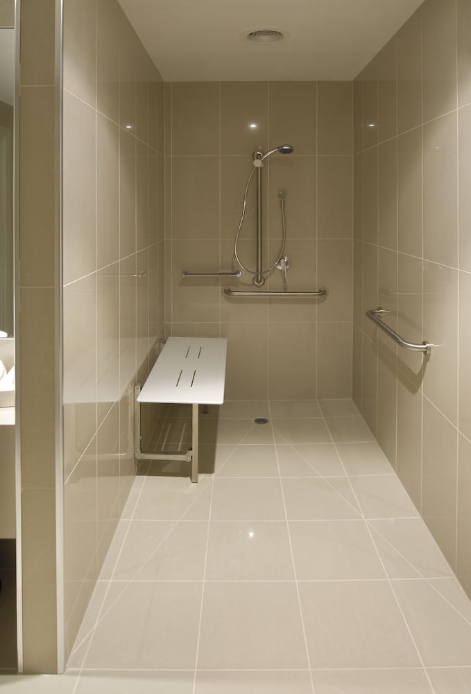 Atlantis Hotel, Melbourne