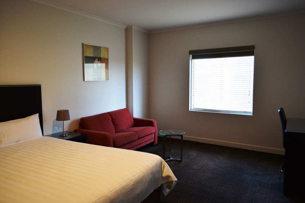 Atlantis Hotel, Melbourne