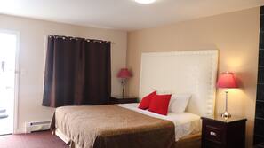 Desk, iron/ironing board, free WiFi, linens