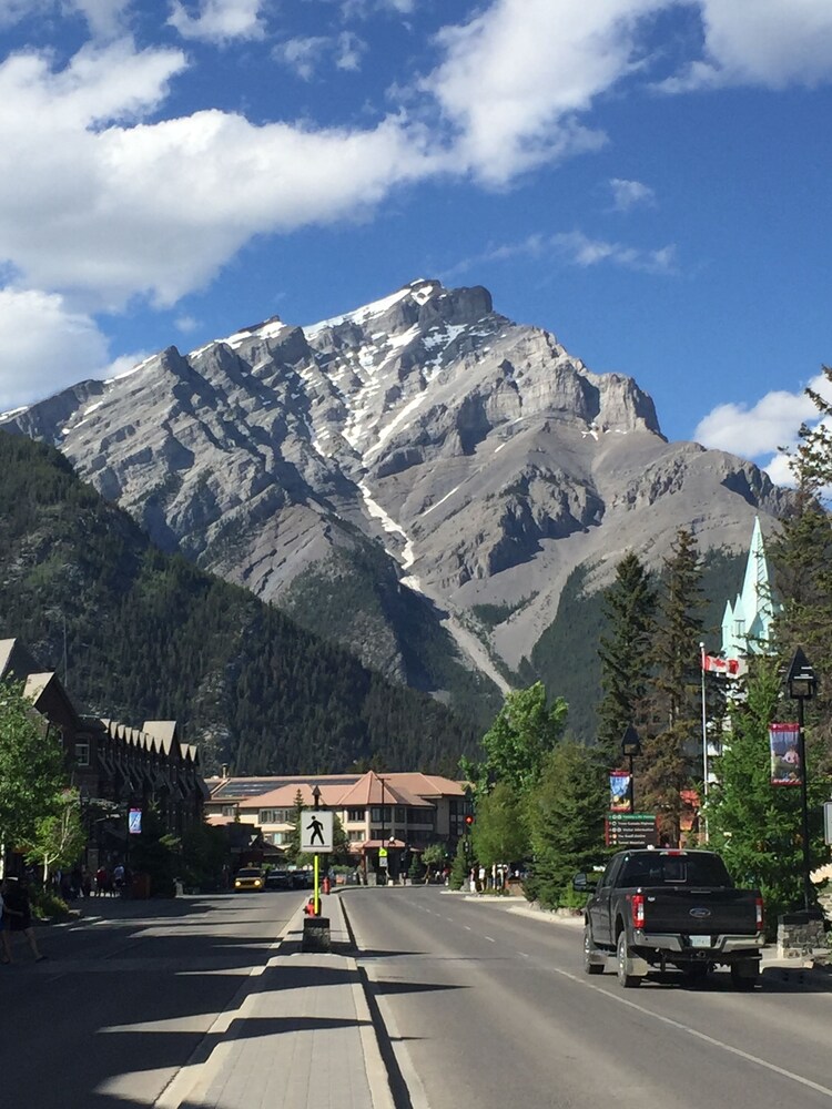 Brewster's Mountain Lodge: 2019 Pictures, Reviews, Prices & Deals