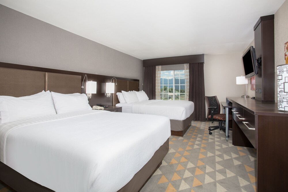 Holiday Inn Colorado Springs Airport, an IHG Hotel