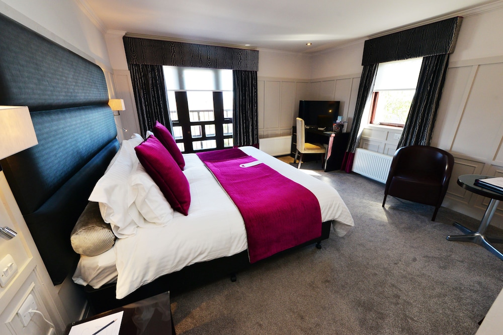 Glynhill Hotel in Renfrew Best Rates & Deals on Orbitz