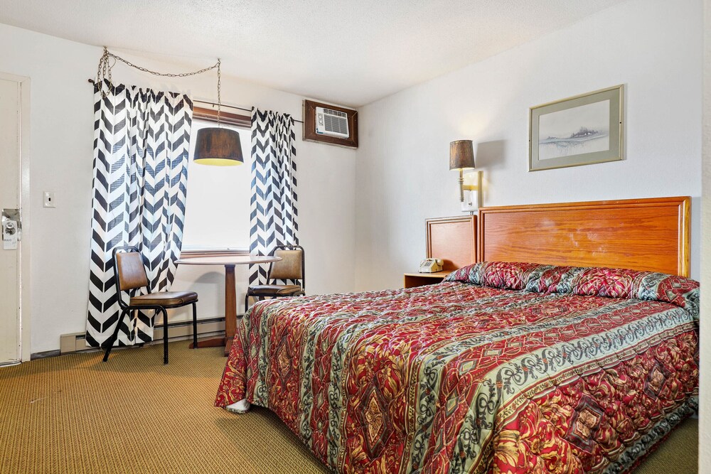 Hotel O Oskaloosa Hwy 63/92 in Oskaloosa Best Rates & Deals on Orbitz