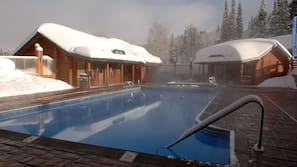 Outdoor pool, pool umbrellas, sun loungers