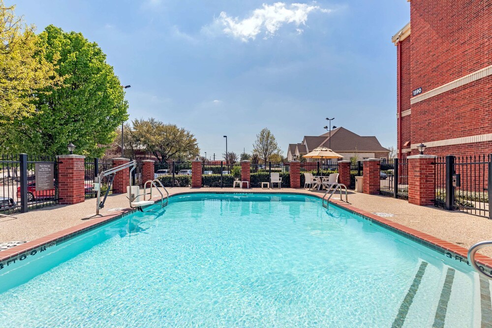 Comfort Suites McKinney - Allen