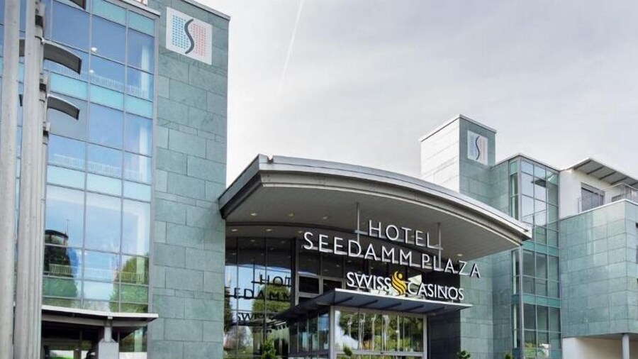 Seedamm Plaza