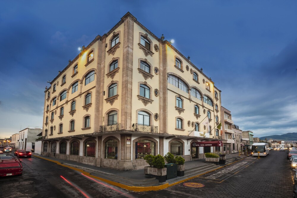 Hotel Vista Express Morelia By Arriva Hospitality Group