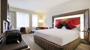 Premium bedding, in-room safe, desk, blackout curtains