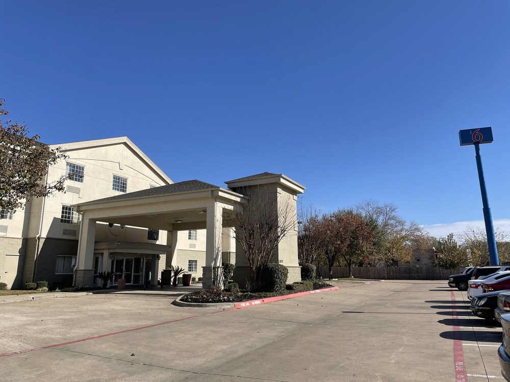 Motel 6 Mesquite, TX - Balch Springs