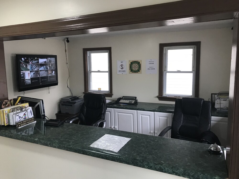 Regal Inn AU97 Deals & Reviews (Onley, USA) Wotif