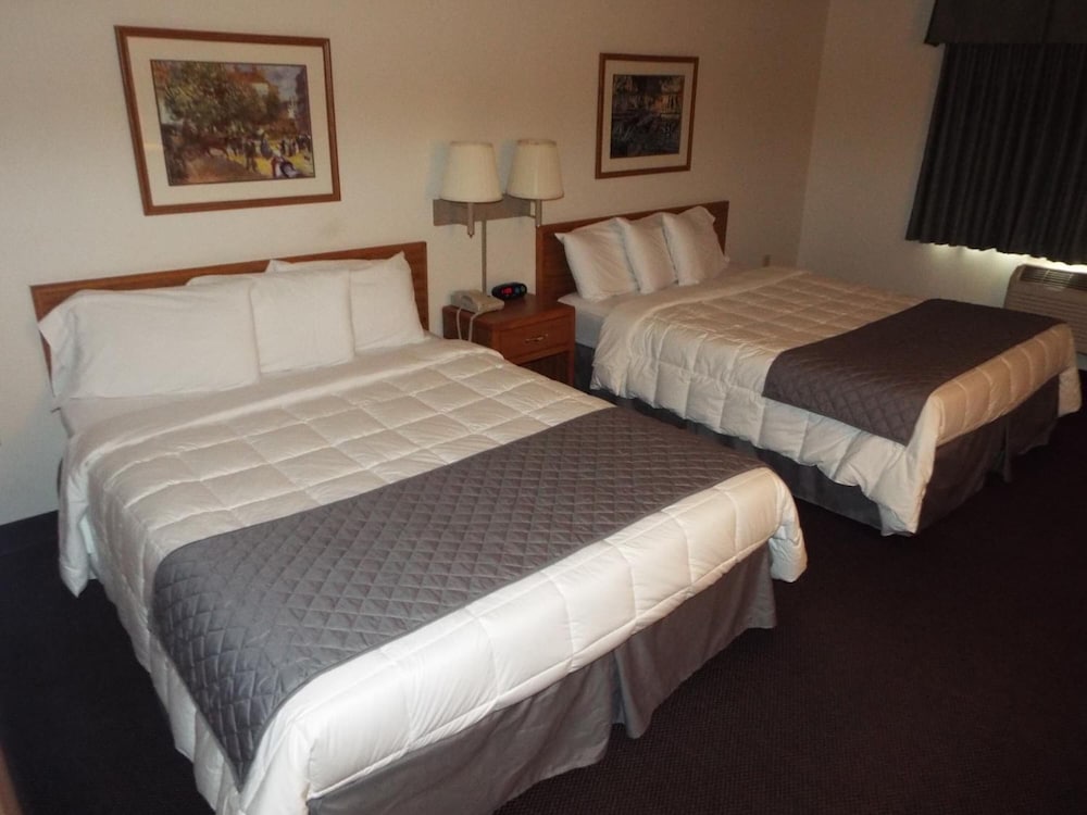 FairBridge Inn & Suites in Thorp, WI AU236 Deals & Reviews (Thorp