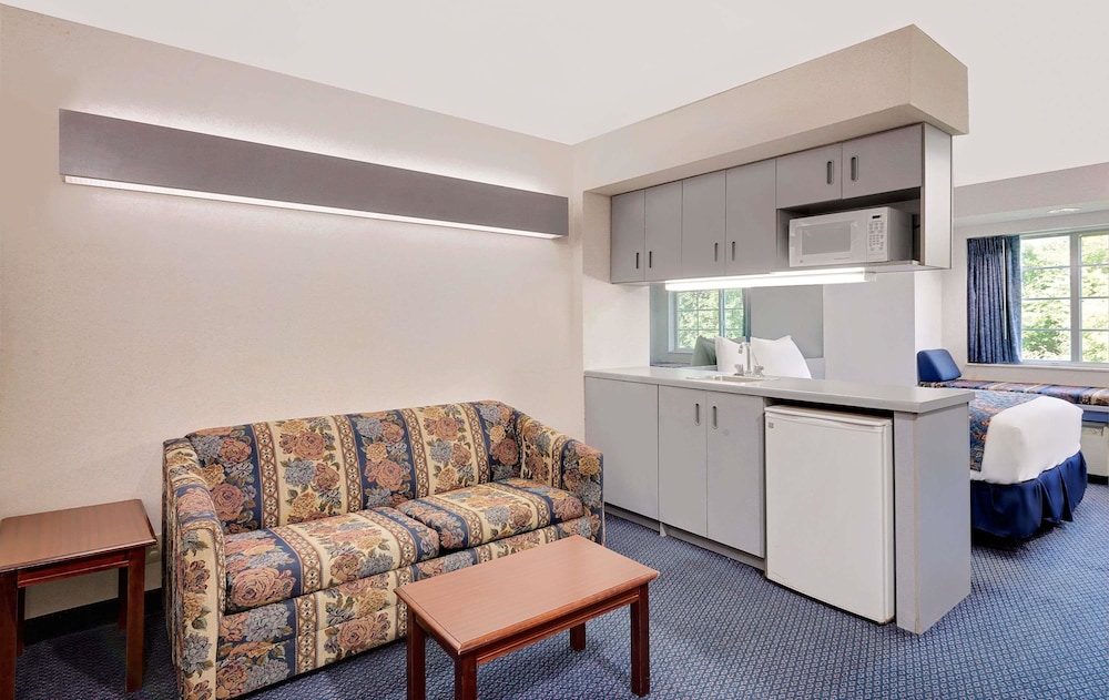 Microtel Inn & Suites by Wyndham Hagerstown