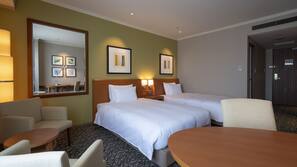 Minibar, desk, iron/ironing board, free WiFi