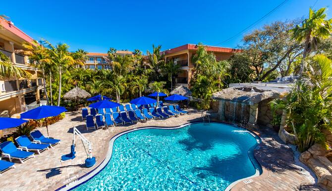 Coconut Cove All Suite Hotel In St Petersburg Clearwater Fl Expedia