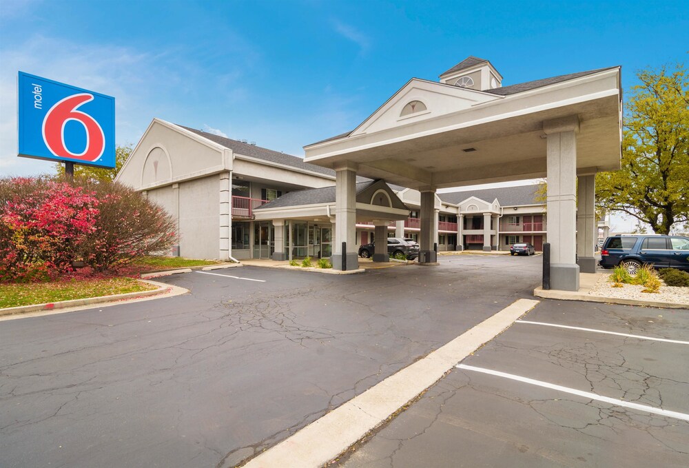 Exterior, Motel 6 Alsip, IL