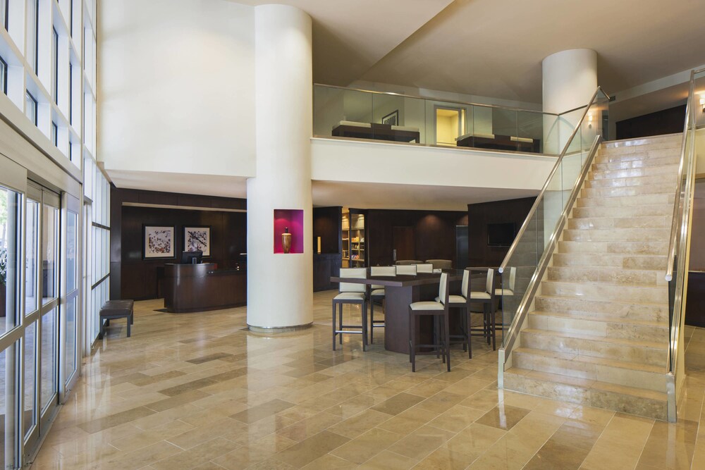 Sheraton Metairie New Orleans Hotel 2018 Room Prices 87 Deals Meeting Facility Featured Image Lobby