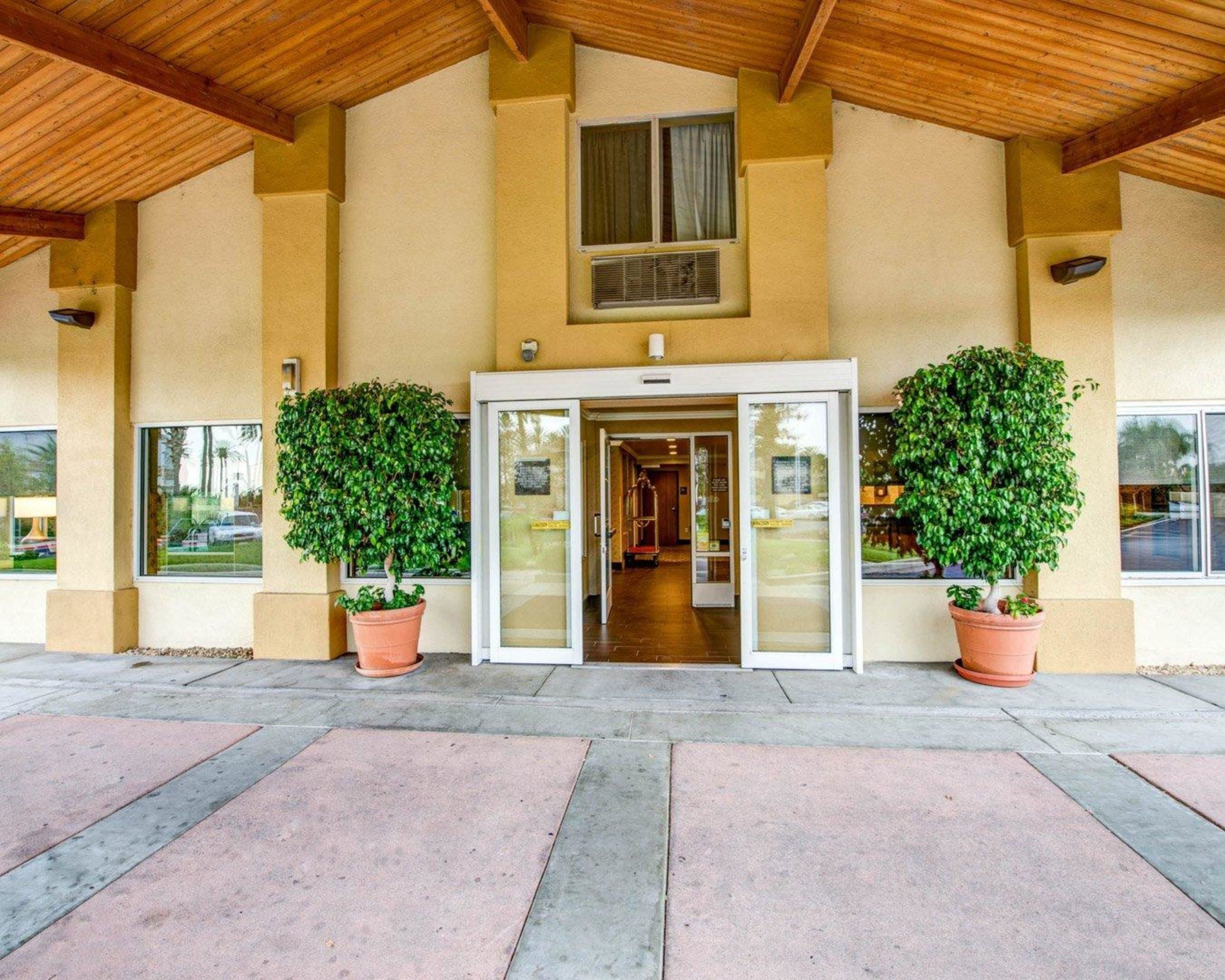 Comfort Inn Fontana In San Bernardino Ca Expedia