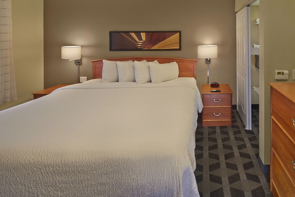 Towneplace Suites By Marriott Orlando East Ucf Area In