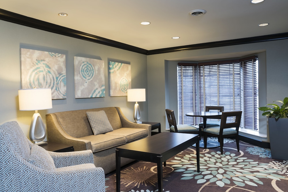 Staybridge Suites Chicago-Oakbrook Terrace, an IHG Hotel