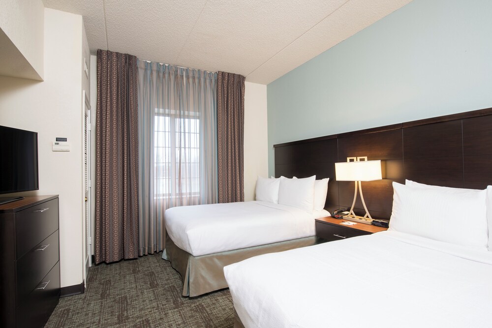 Staybridge Suites Chicago-Oakbrook Terrace, an IHG Hotel