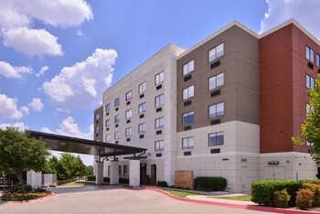 Holiday Inn Express Hotel & Suites Mesquite