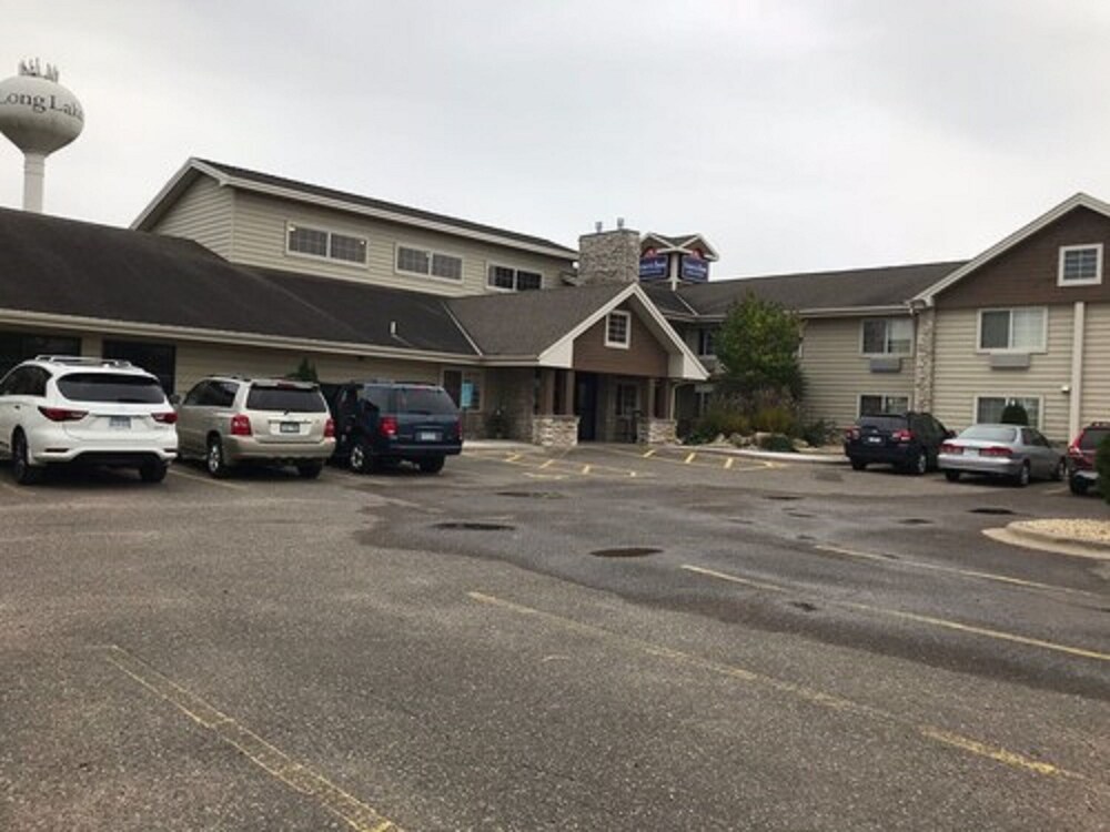 AmericInn by Wyndham Hotel and Suites Long Lake