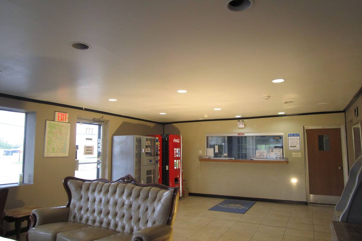 Neptune Motor Lodge In Neptune City Nj Expedia Neptune Motor Lodge In Neptune City Nj Expedia