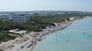Una spiaggia nelle vicinanze, motonautica, nautica/canottaggio