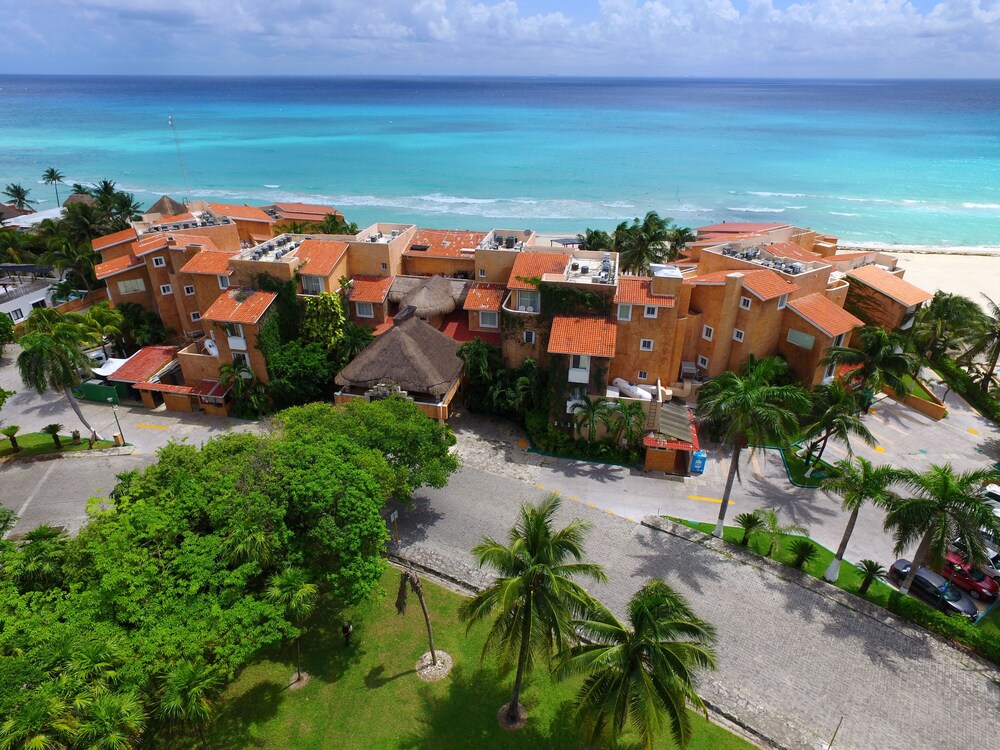 Aerial view, Sunset Fishermen Beach Resort Playa del Carmen - All inclusive