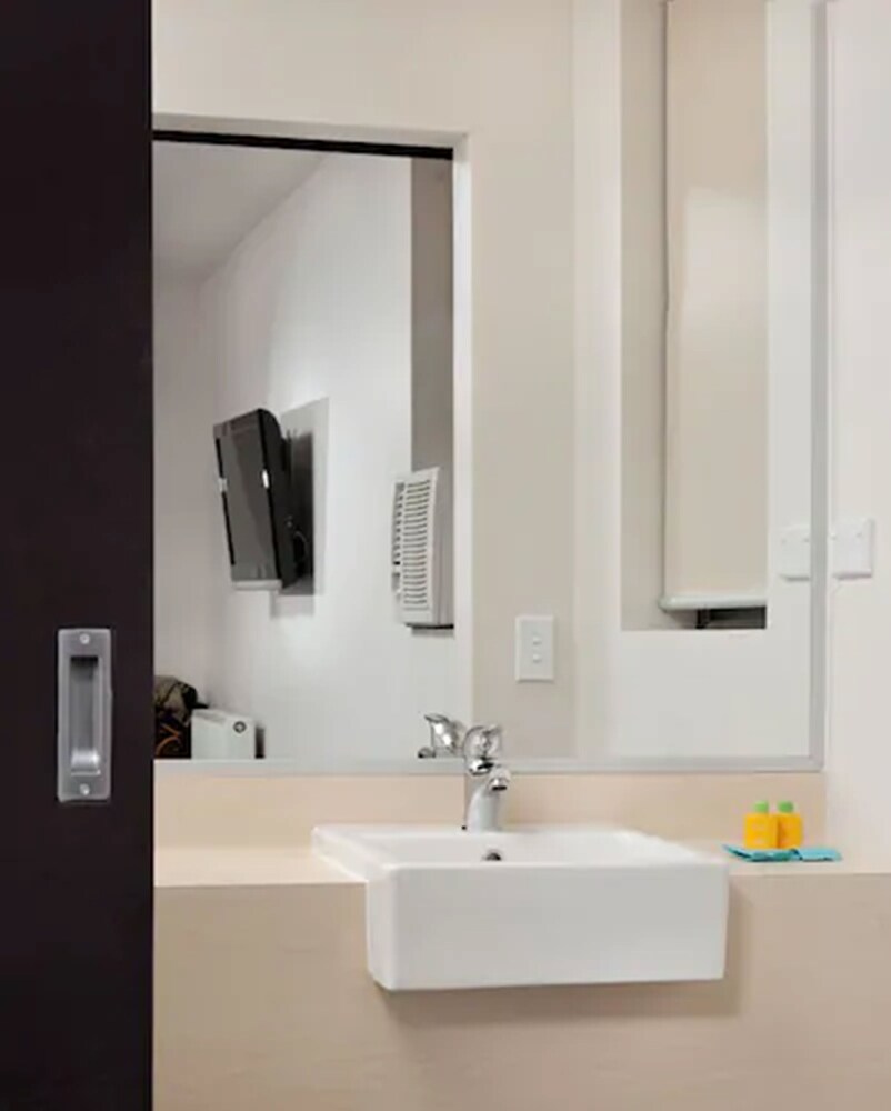 ibis Styles Kingsgate