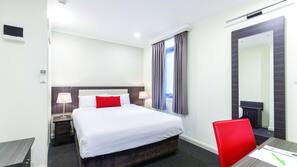 In-room safe, iron/ironing board, free WiFi, linens