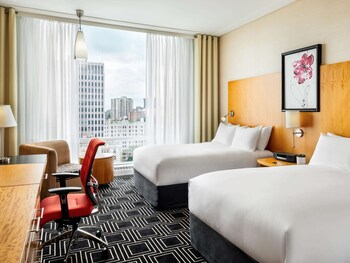 sofitel minibar duvet