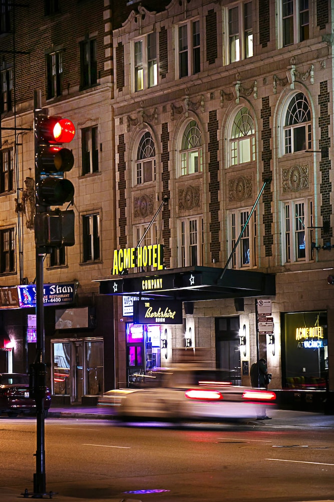 ACME Hotel Company