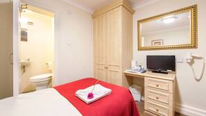 Desk, laptop workspace, iron/ironing board, free WiFi