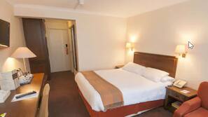 Premium bedding, in-room safe, desk, iron/ironing board