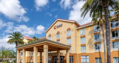 Comfort Inn & Suites Orlando North