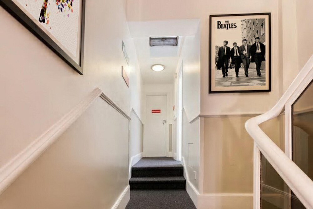 Hallway, Enrico Hotel