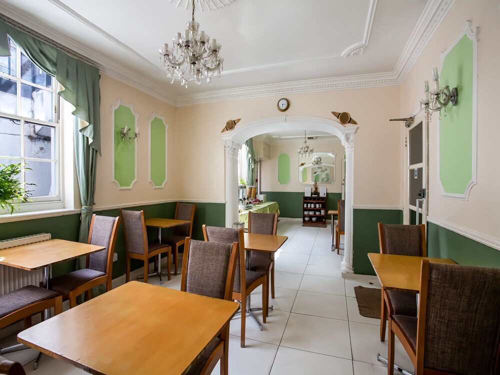 Restaurant, Enrico Hotel