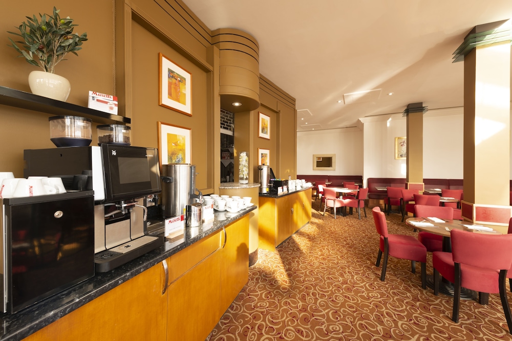 Dining, Copthorne Hotel Slough Windsor