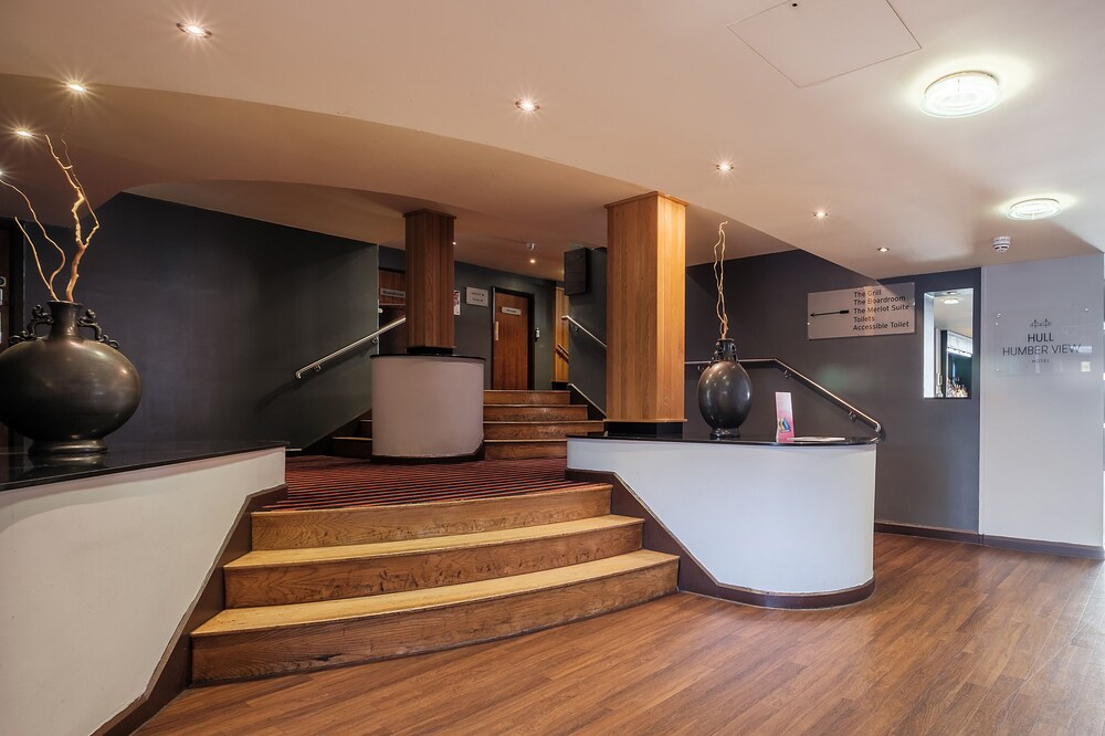 Interior entrance, Hull Humber View Hotel, BW Signature Collection