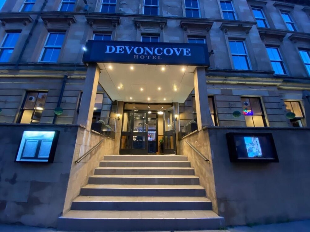 Devoncove Hotel