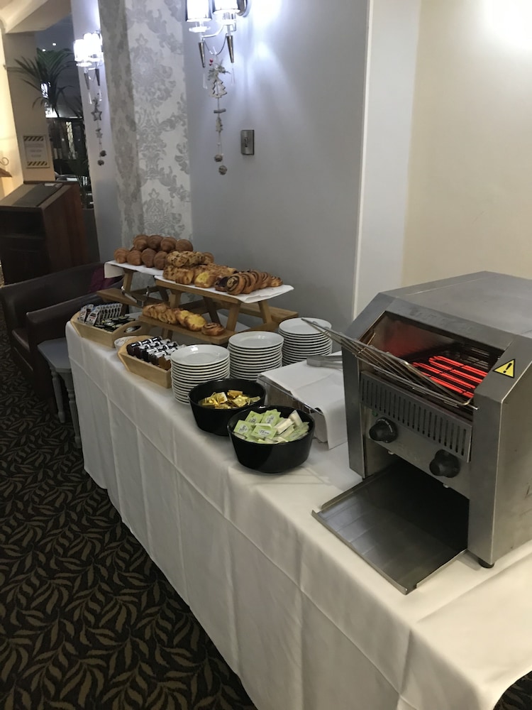 Breakfast buffet, Best Western Manchester Bury Bolholt Country Park Hotel