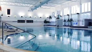 Indoor pool, pool loungers