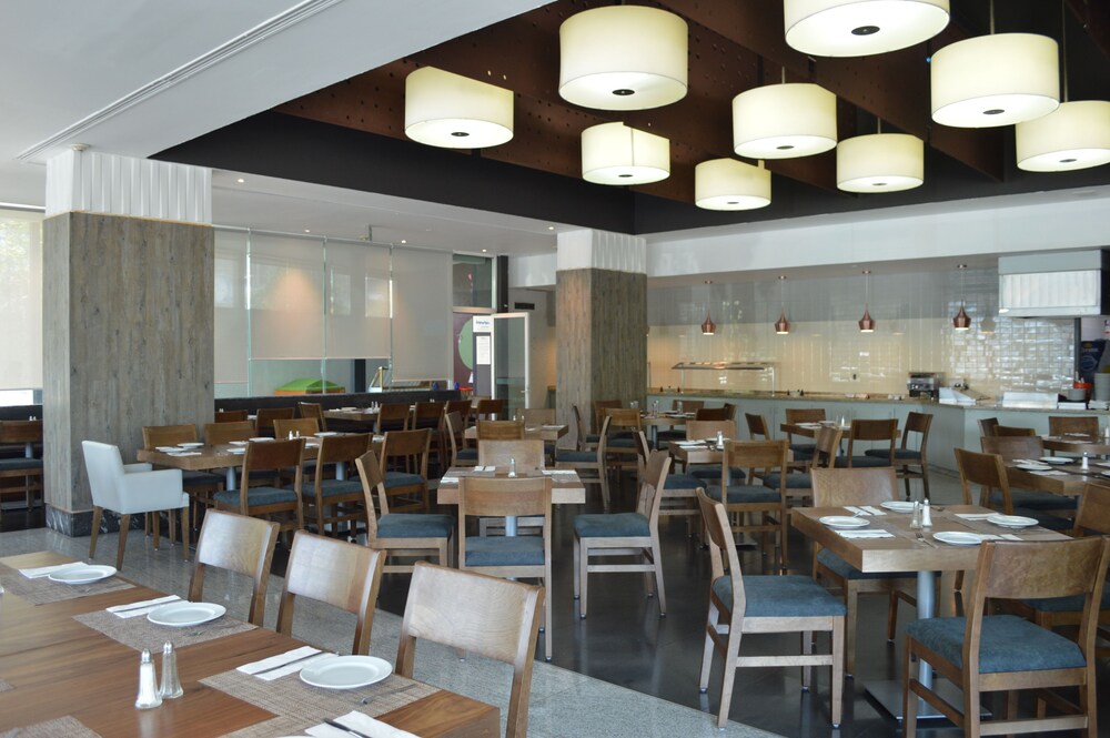 Restaurant, Casa Inn Business Hotel Celaya