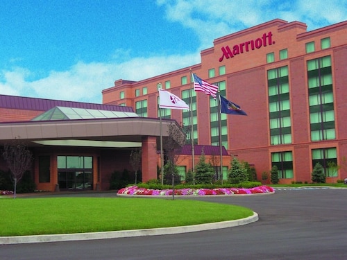 Great Place to stay Chicago Marriott Northwest near Hoffman Estates 