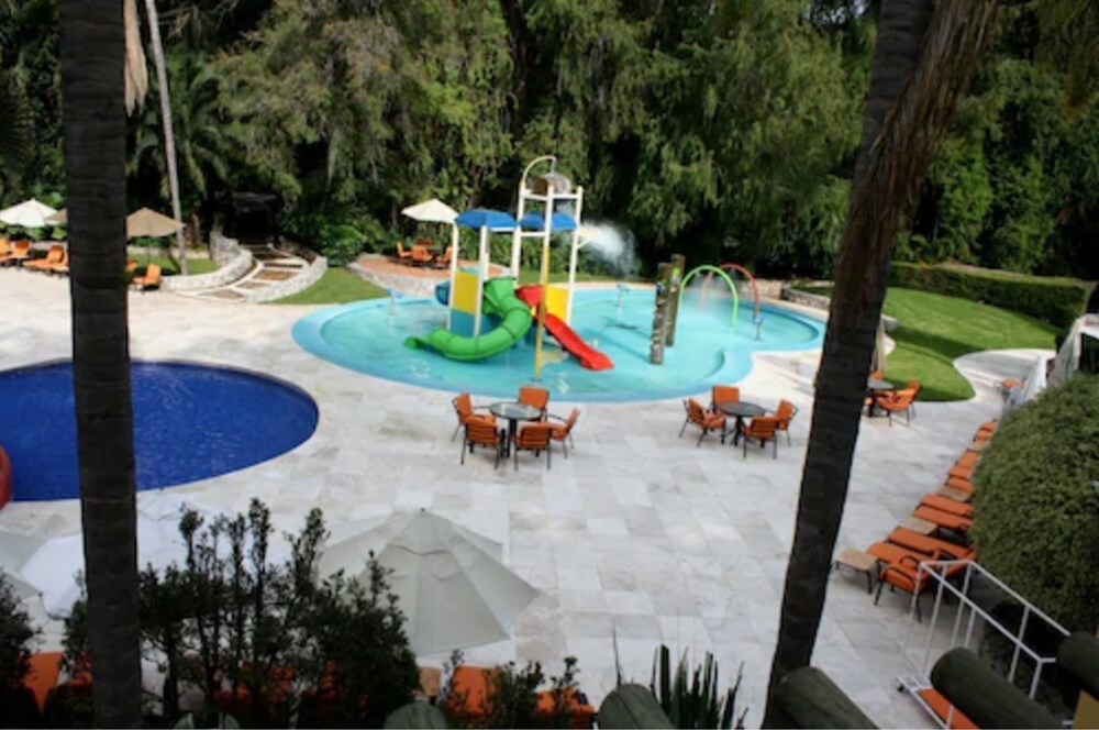 Hotel Rancho San Diego Grand Spa Resort