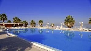 Piscina all'aperto