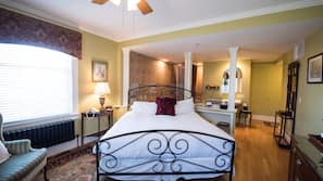 Premium bedding, down duvet, individually decorated