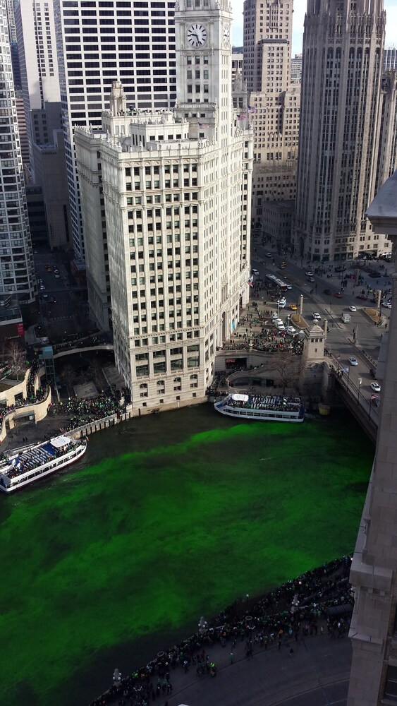 Aerial view, Club Quarters Hotel Wacker at Michigan, Chicago